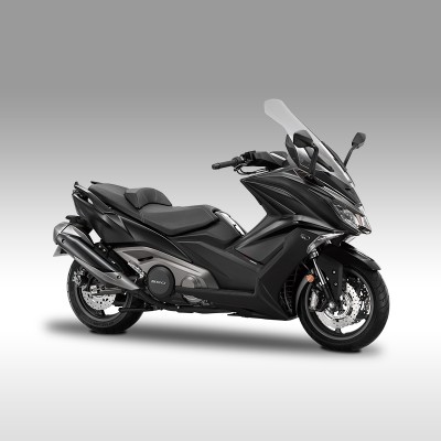 scooter noir 550 kymco puissant
