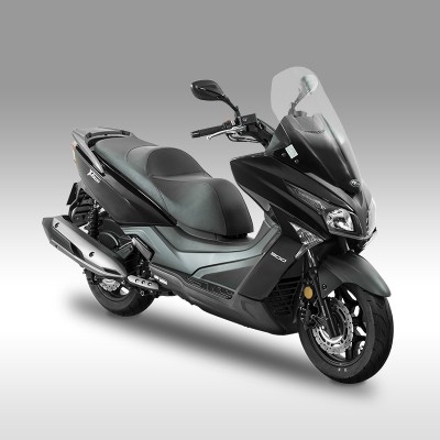 scooter kymco 300